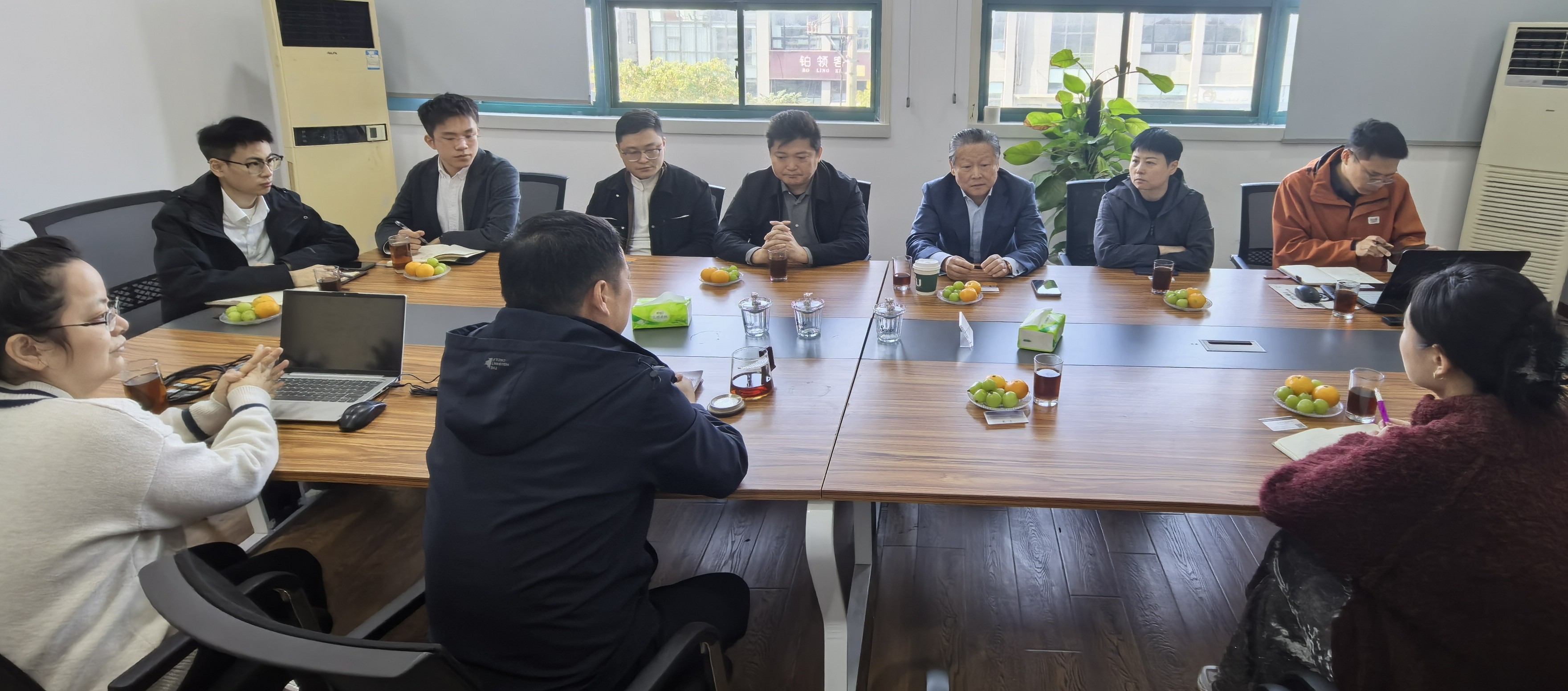 20251112-1762960658338727.jpg 沈红东1.jpg